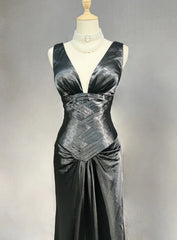 Modest Prom Dresses Mermaid Halter Black Satin With Ruffled Long Evening Outfits N3466