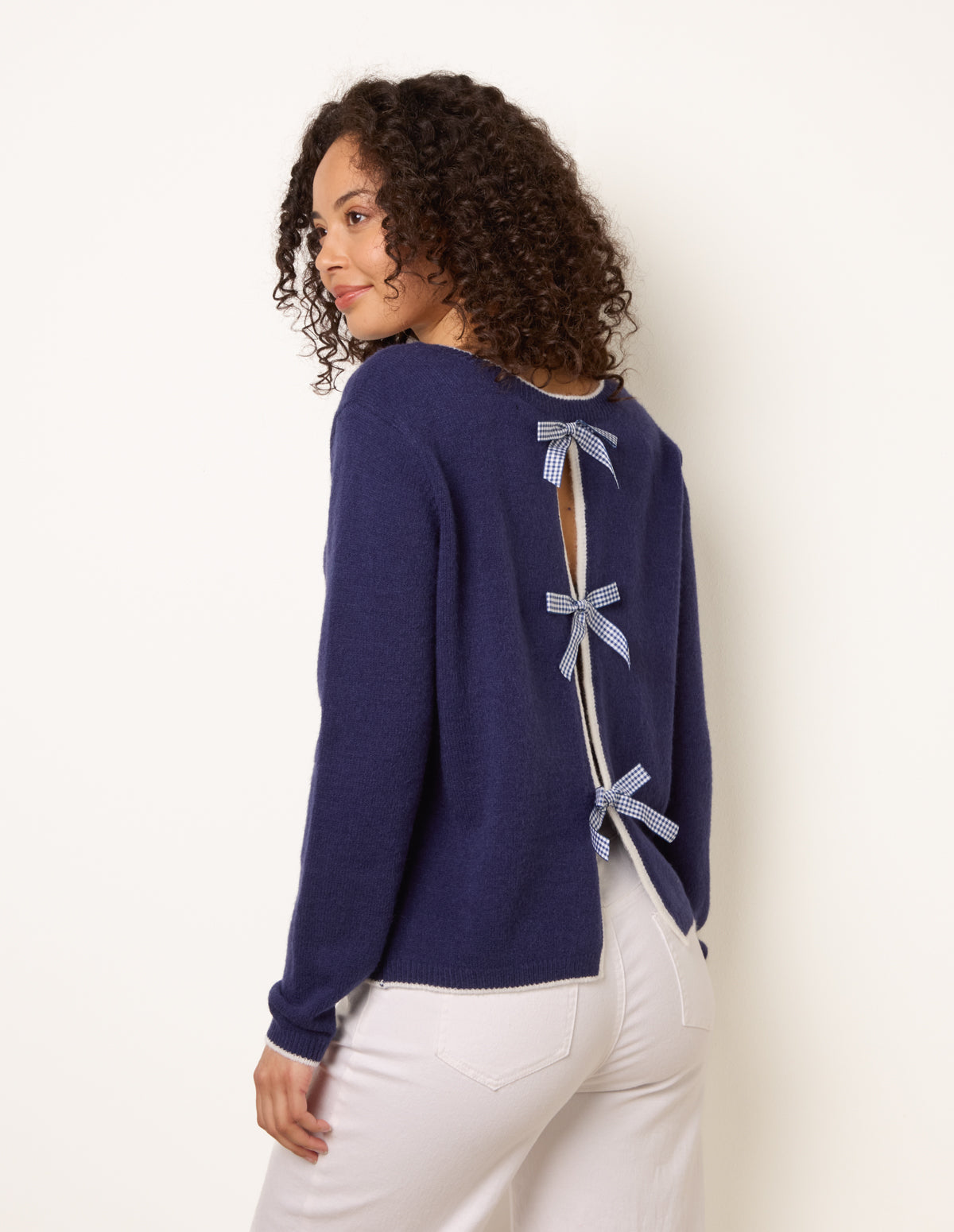 Back Bow Jumper